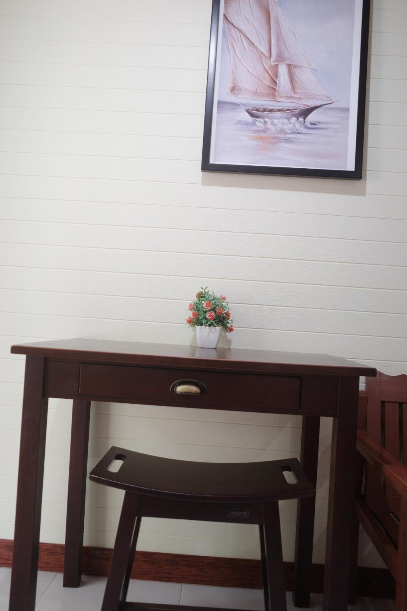 Haad Somboon House Hotel Bang Saphan Bagian luar foto